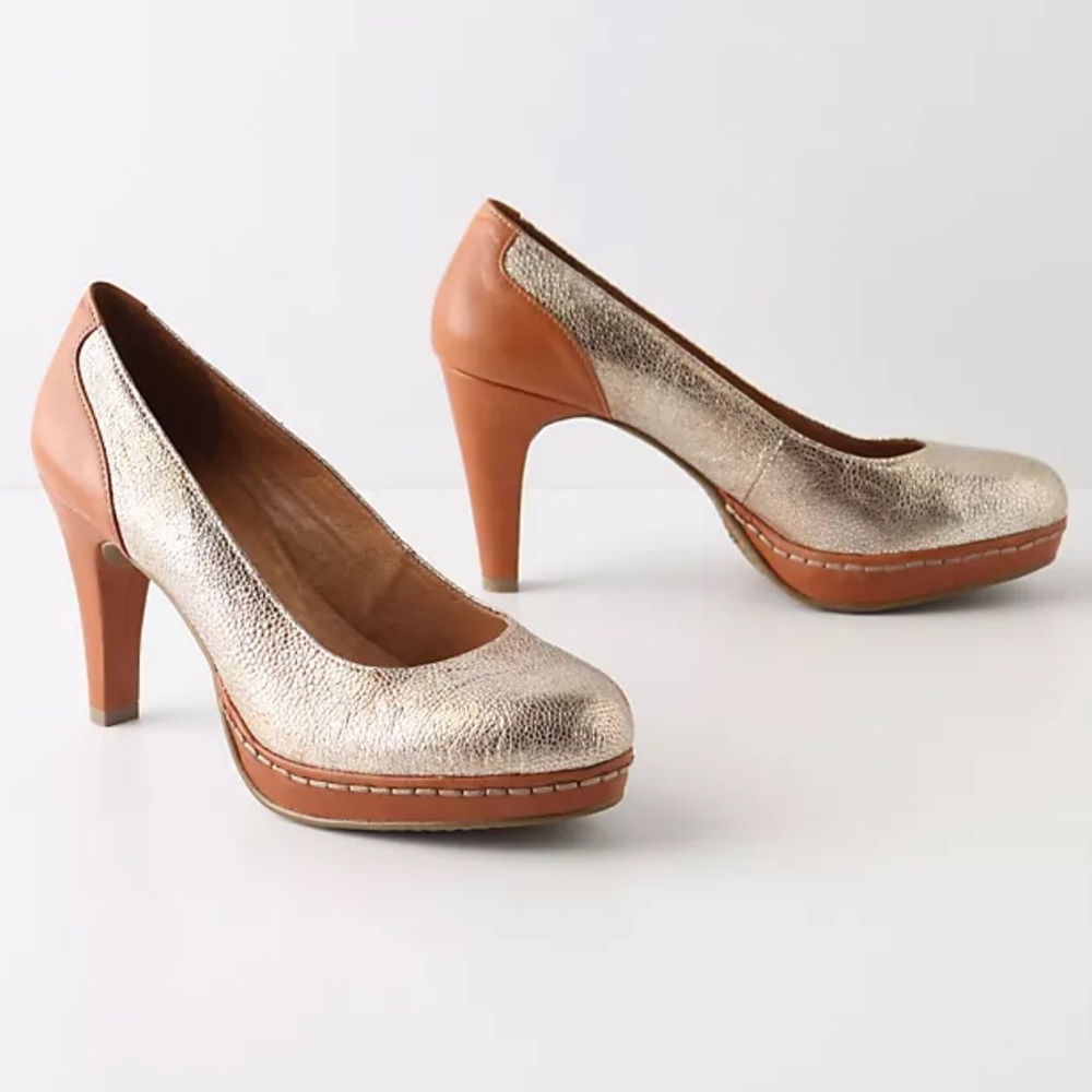 Anthropologie Schuler & Son’s Philadelphia Nalyn Gold Heels, 6.5